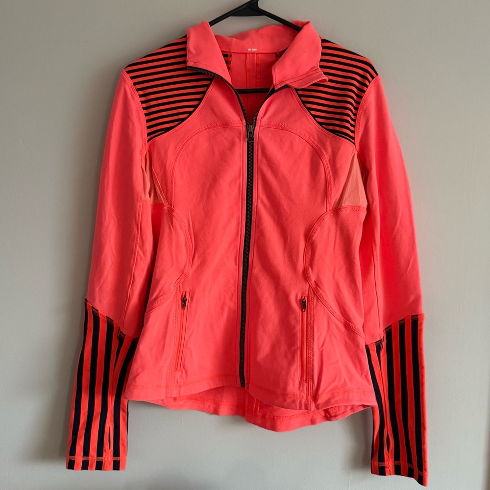 Lululemon Athletica full zip Forme jacket size 10